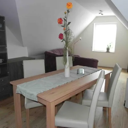 아파트 Am Unstrutwehr